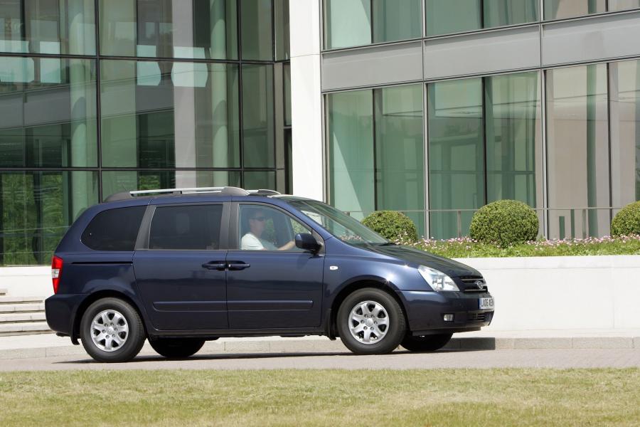  Kia Sedona 2006 года  (фото 20 из 50)